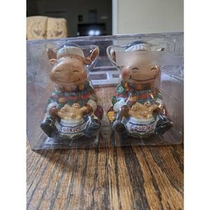 Holiday Time Moose Christmas Holiday Salt and Pepper Shakers Ceramic